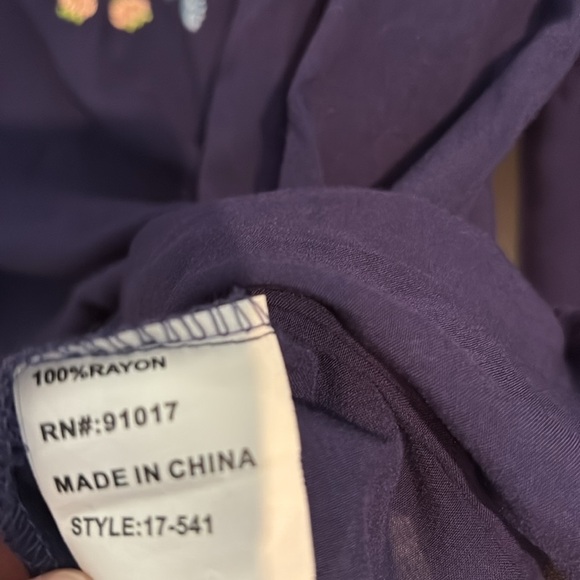 Solitaire Blue 3/4 Sleeve Blouse with Embroidered Floral Design - Vneck - XL - Picture 5 of 6